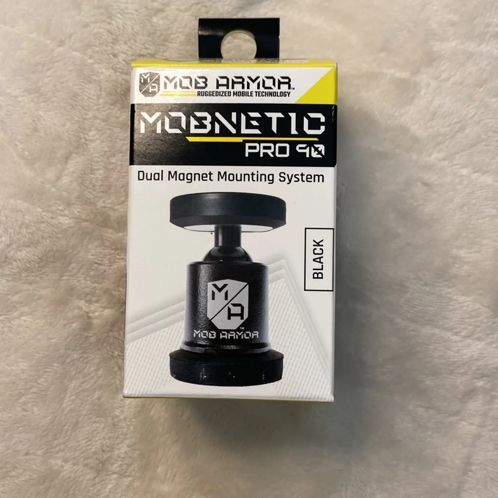 ❌SOLD ❌ - 🌸HOST PICK 🌸 Mobnetics Pro 90 - magnetic phone mount - Picture 2 of 8